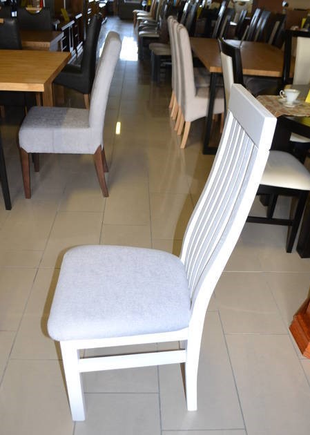 Capri stolica bijela